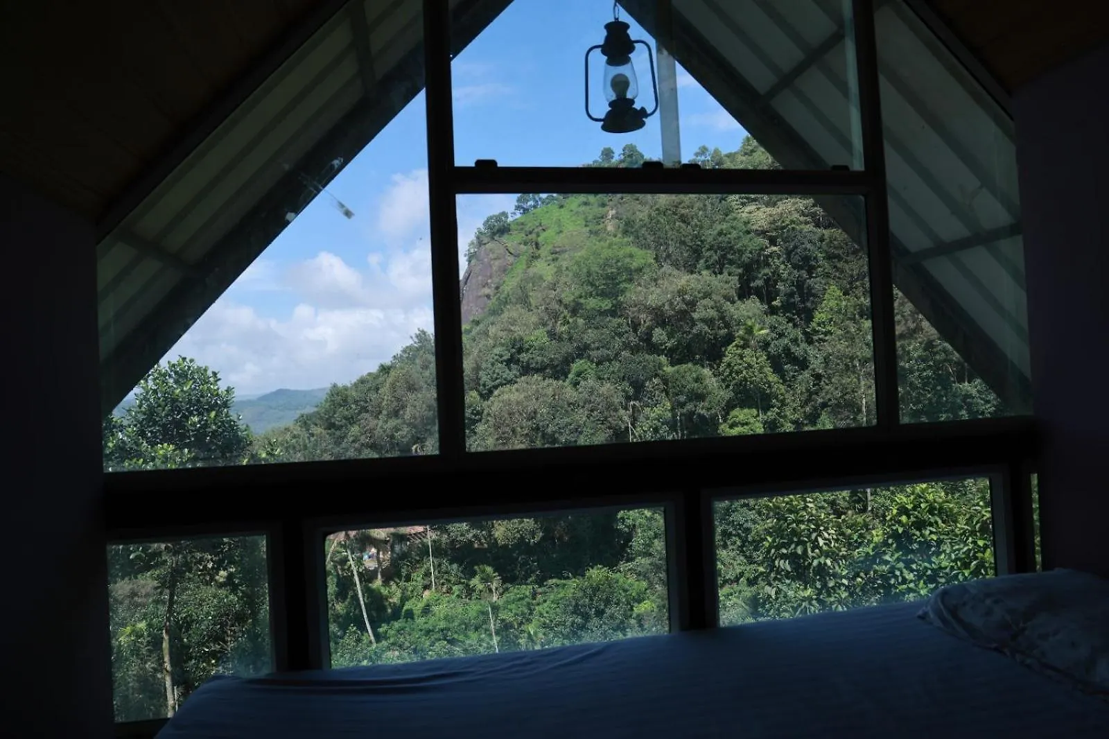 Δωμάτια σε οικογενειακή κατοικία Nest In Mist Inn Munnar