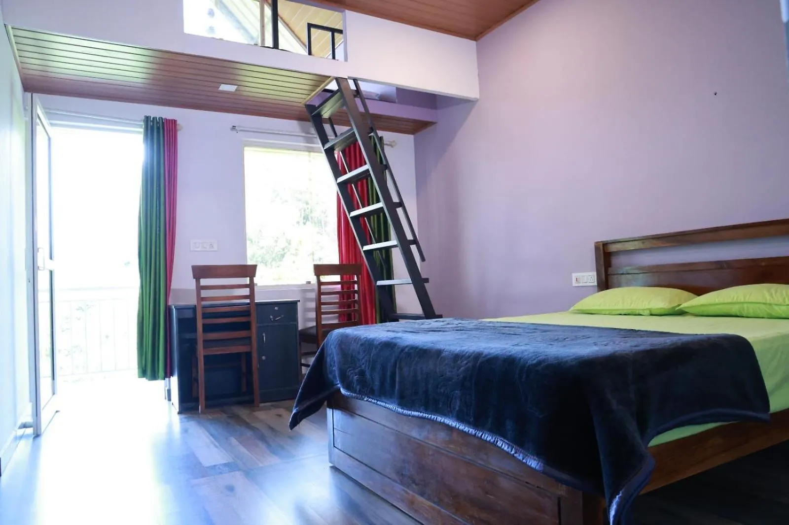 Nest In Mist Inn Munnar 0*,  Ινδία